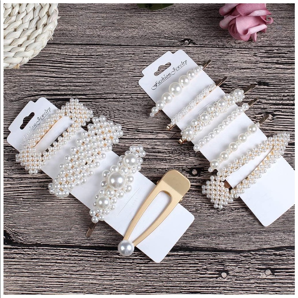 Pearl hair clips (10)